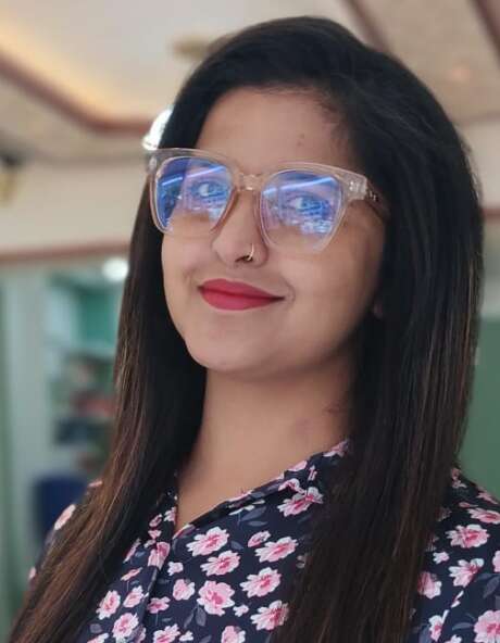 Dr. Minakshi Samrat